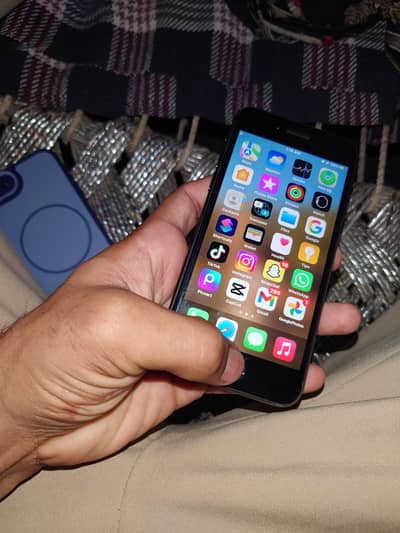 Apple iPhone 8 No any single foult