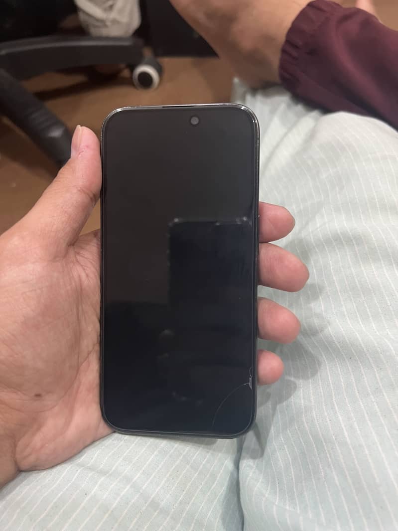 iPhone 15 pro 2