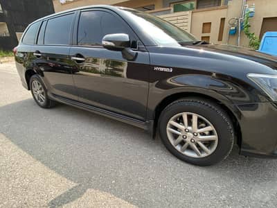 Toyota Fielder 2014