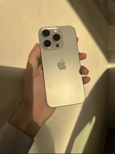 Apple iPhone 15 Pro