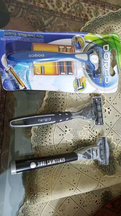 Branded Razors