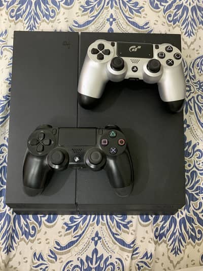 Ps4 console