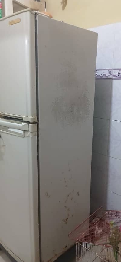 Orient 16 cubic ft fridge  in working condition