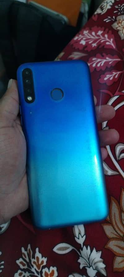 Tecno Spark 4