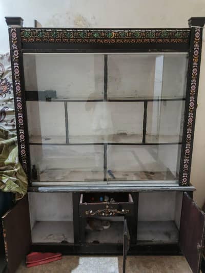 crockery showcase