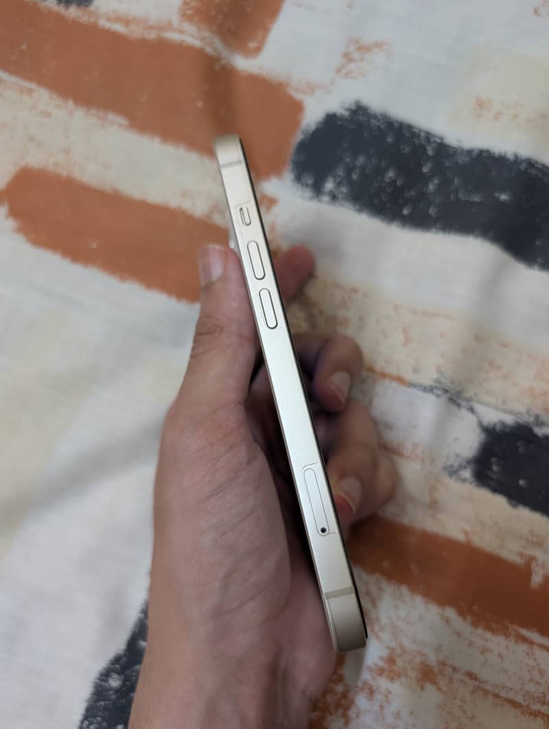 iPhone 13 jv 4