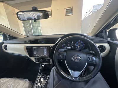 Toyota Corolla Altis 2025