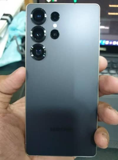  Samsung Galaxy S25 Ultra 256GB – Excellent Condition – Like New