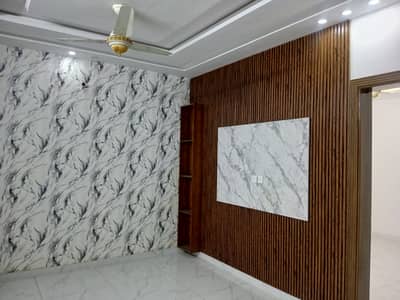 Six marla Beautiful double store house available for rent in diamond city phease 1