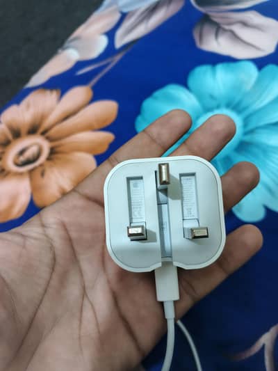 Original Apple iPhone charger USA California Made