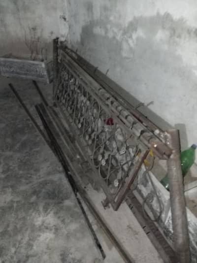 iron stair railing