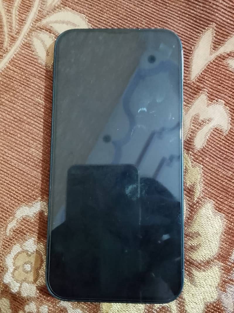 Iphone 13 4