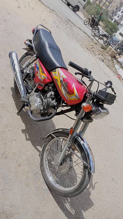 Unique UD-125 2025 Dec model Karachi num 1st owner Genuine mint 10/10