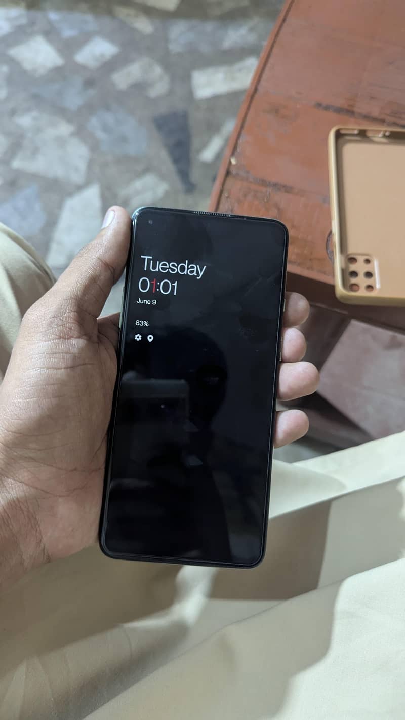 One Plus 8T 4