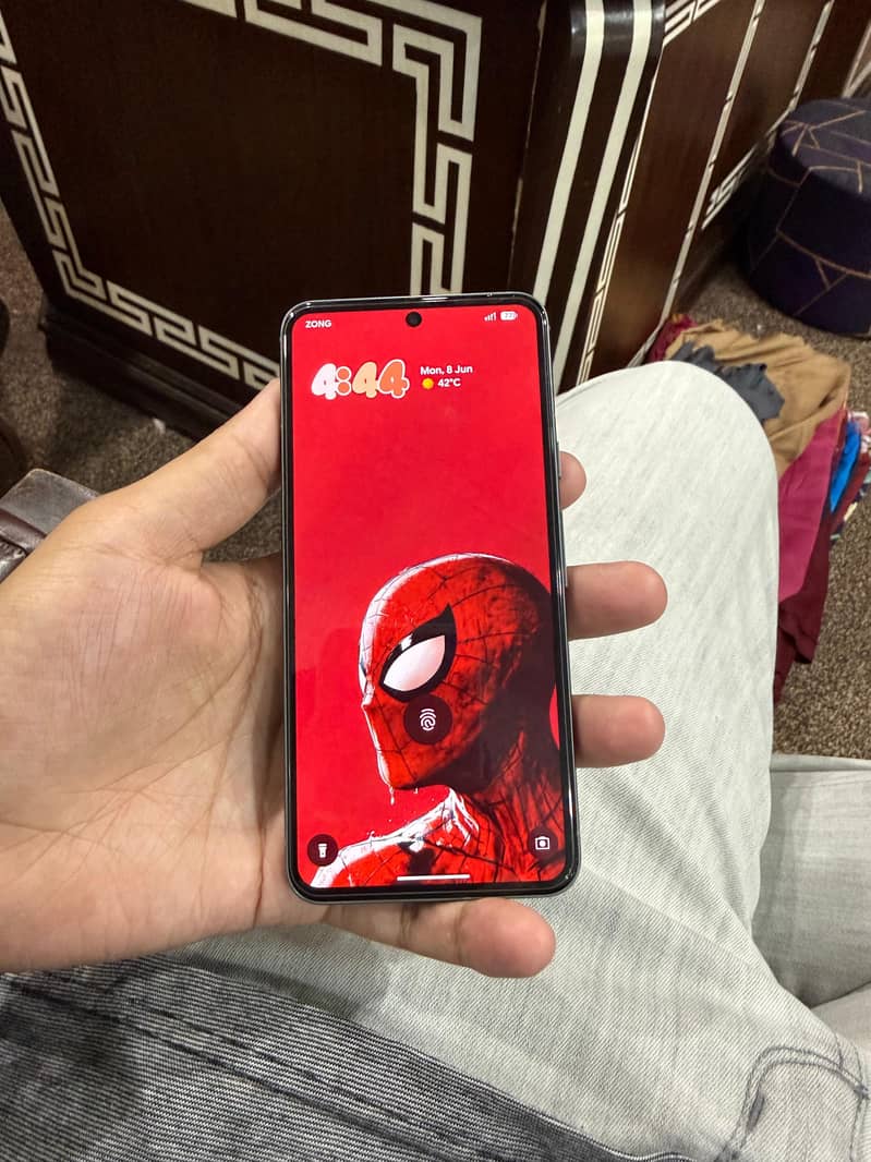 Google Pixel 8 1