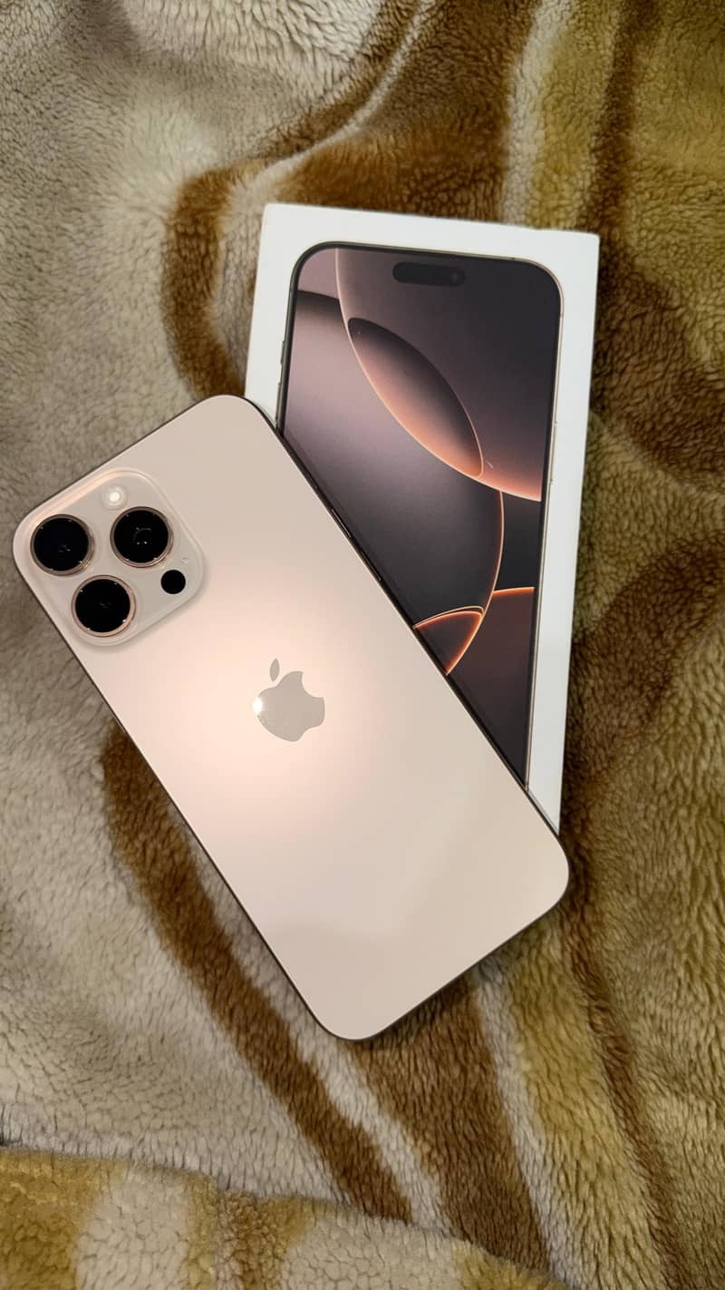 iPhone 16 Pro Max 8