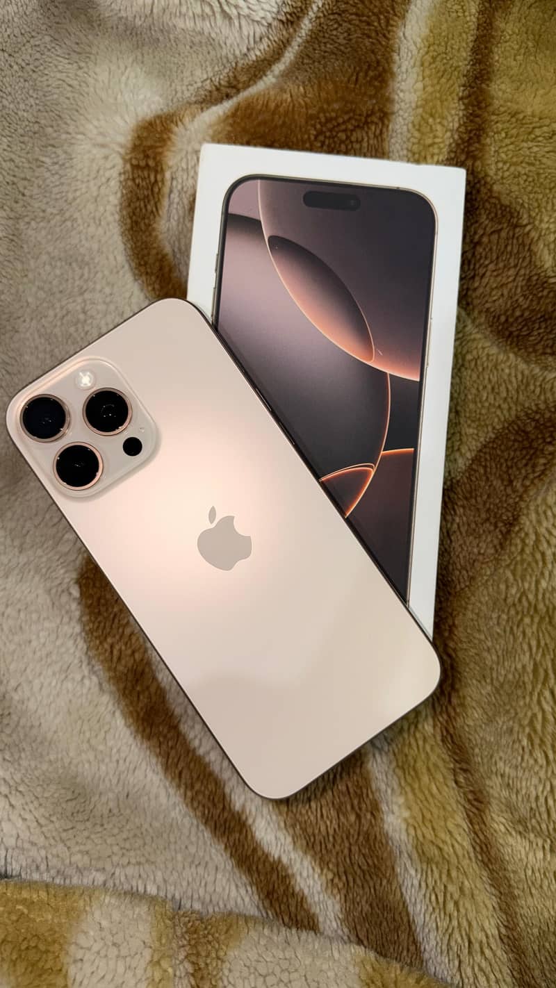 iPhone 16 Pro Max 9