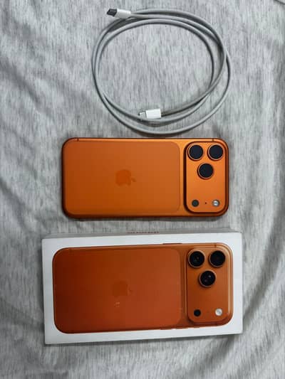 Apple iPhone 17 Pro Max.                 11 12 13 14 15 16 17