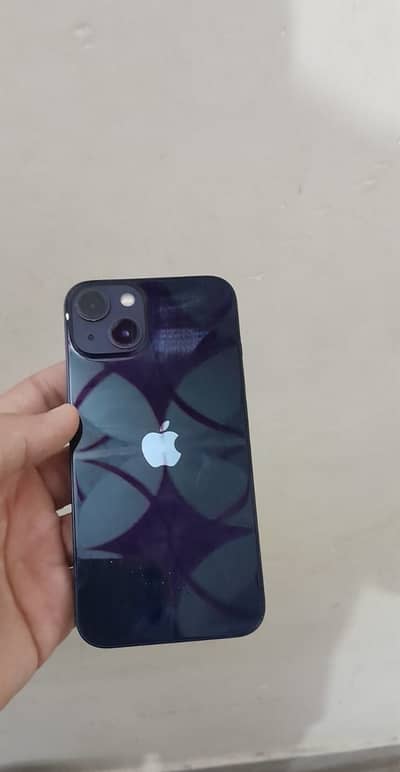 Apple iPhone 13