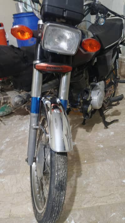 brand new honda cg 125 2017 hyd no total jenuine chlne me bikk new jes