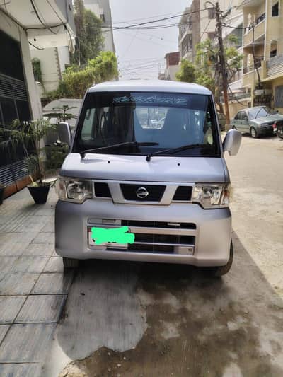 Nissan Clipper 2013