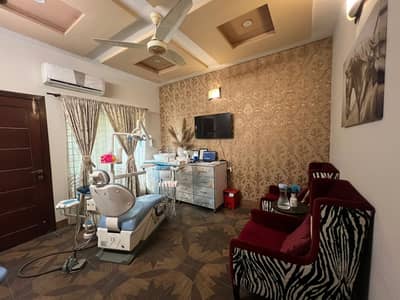 Female/Male dental assistant required