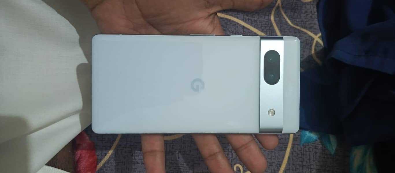 Google Pixel 7a 1
