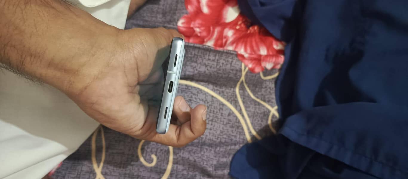 Google Pixel 7a 3