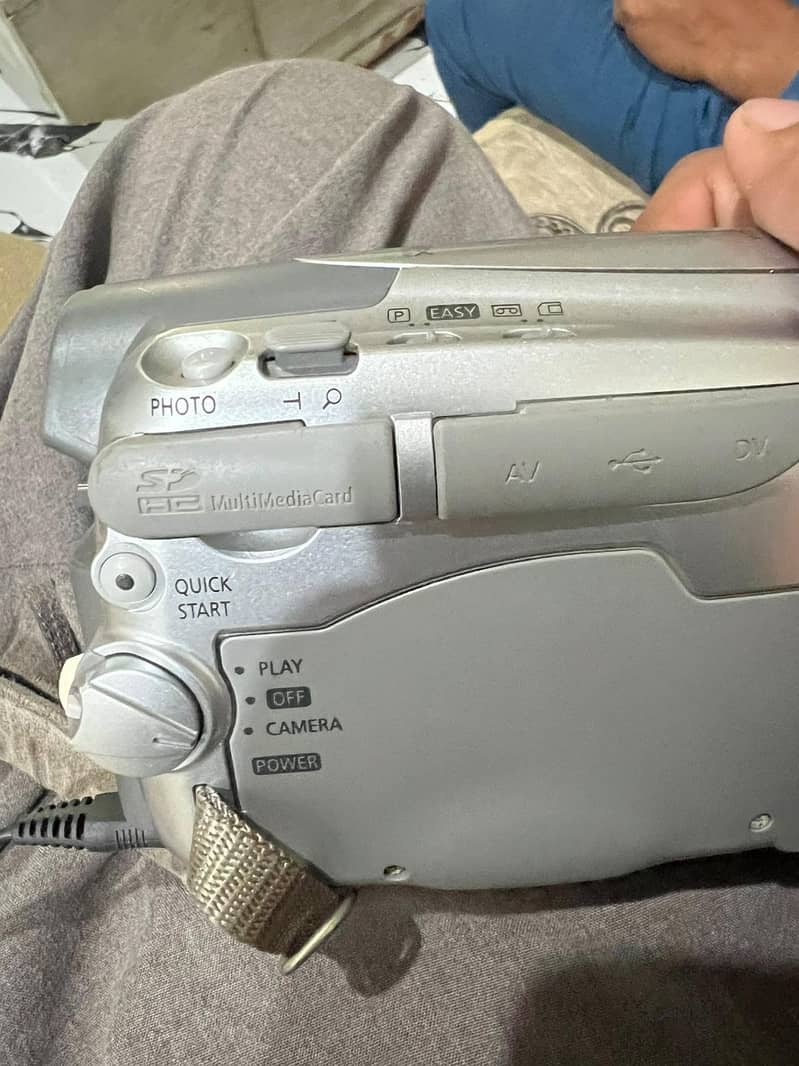 vedio camera 2