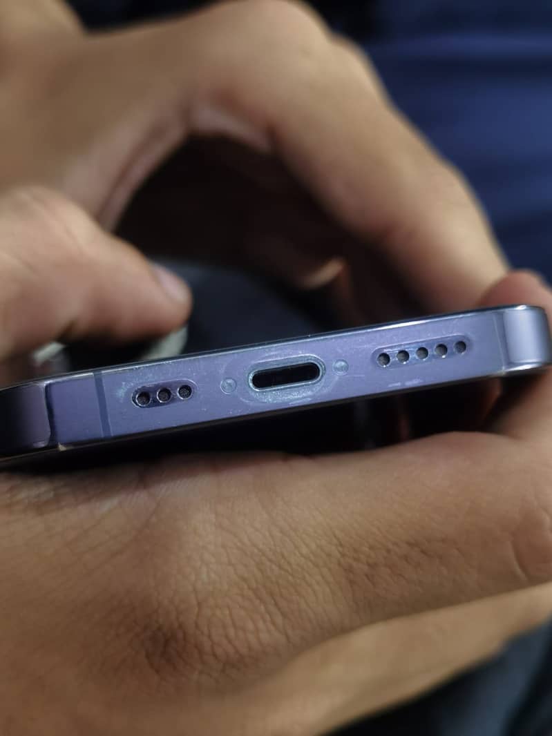 Apple iPhone 14 Pro 1