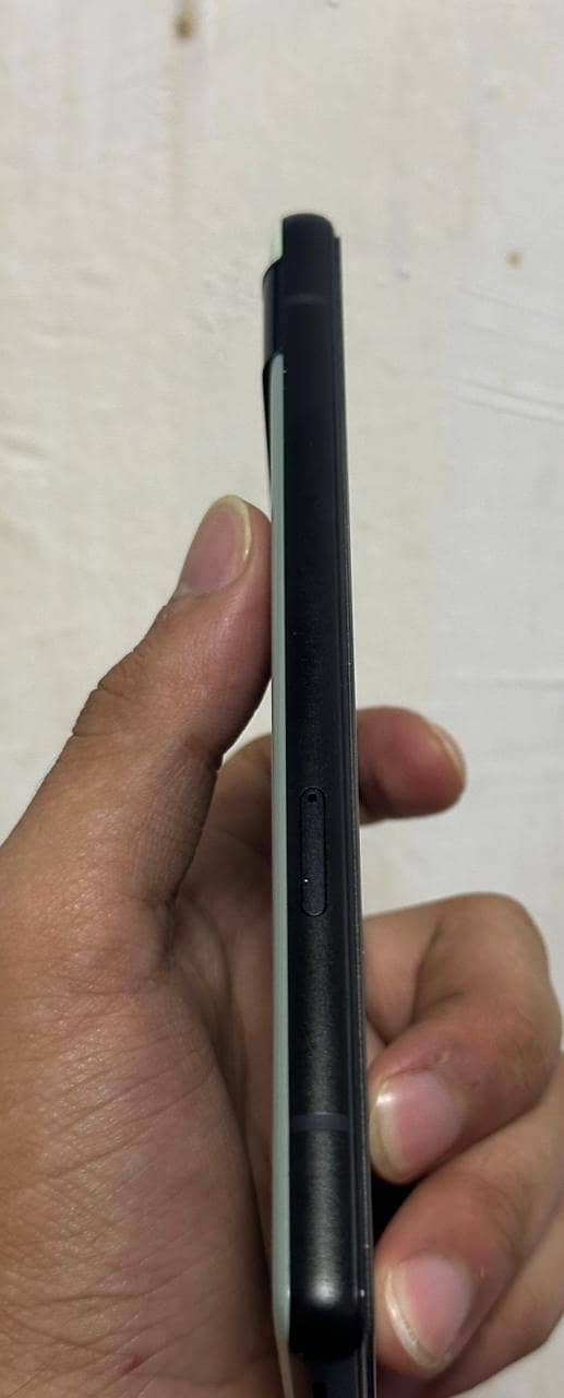 Google Pixel 6a 5