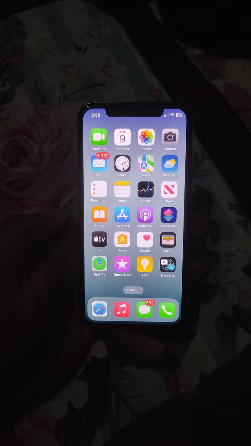 Apple iPhone X 5