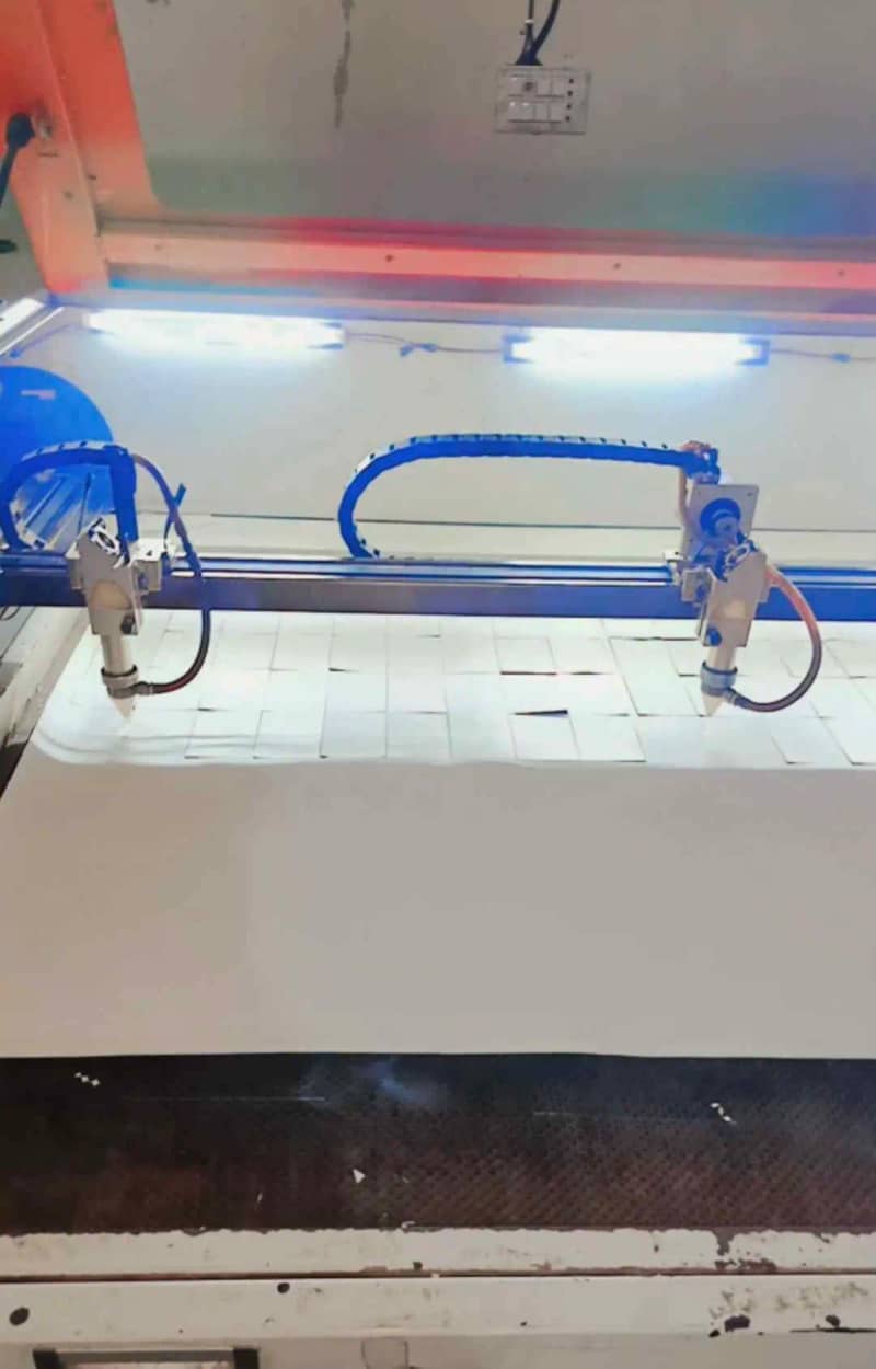 laser cutting machine 2