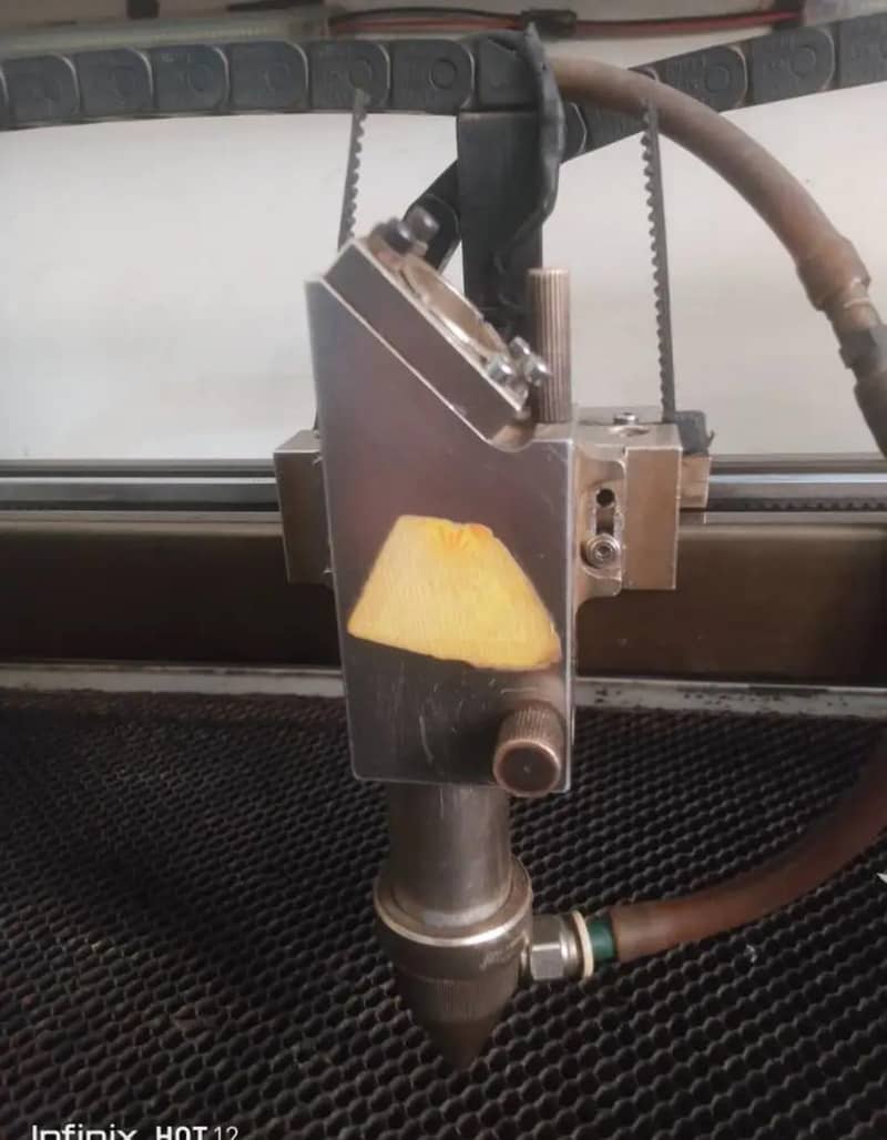 laser cutting machine 4