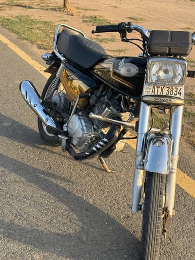 Honda 125 almost Brand New condition