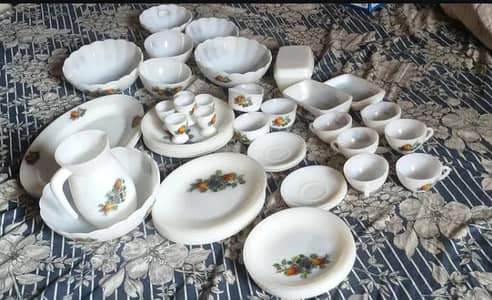 Dinner set