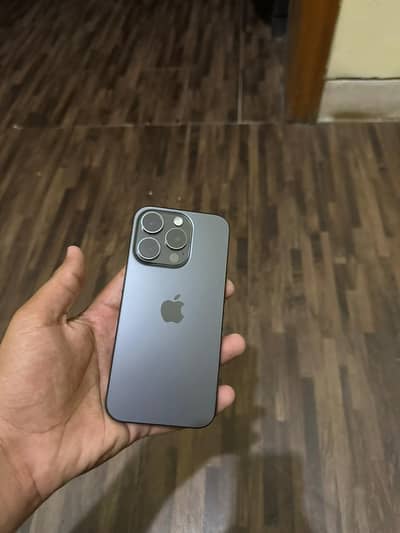 Apple iPhone 15 Pro