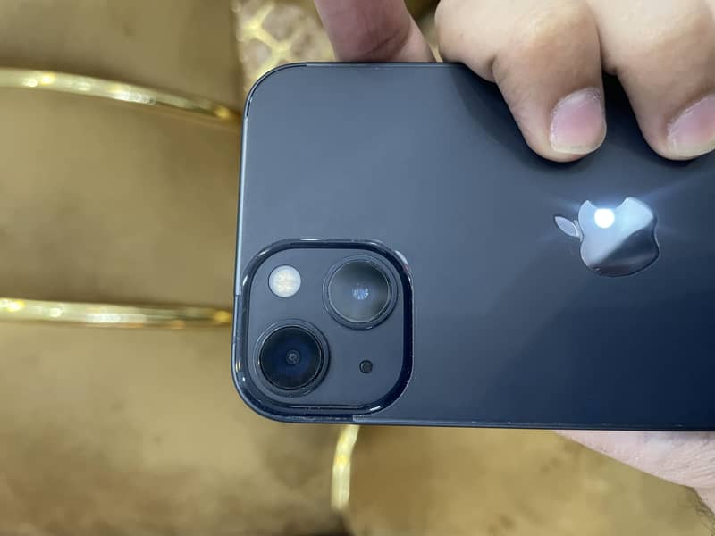 Apple iPhone 13 3