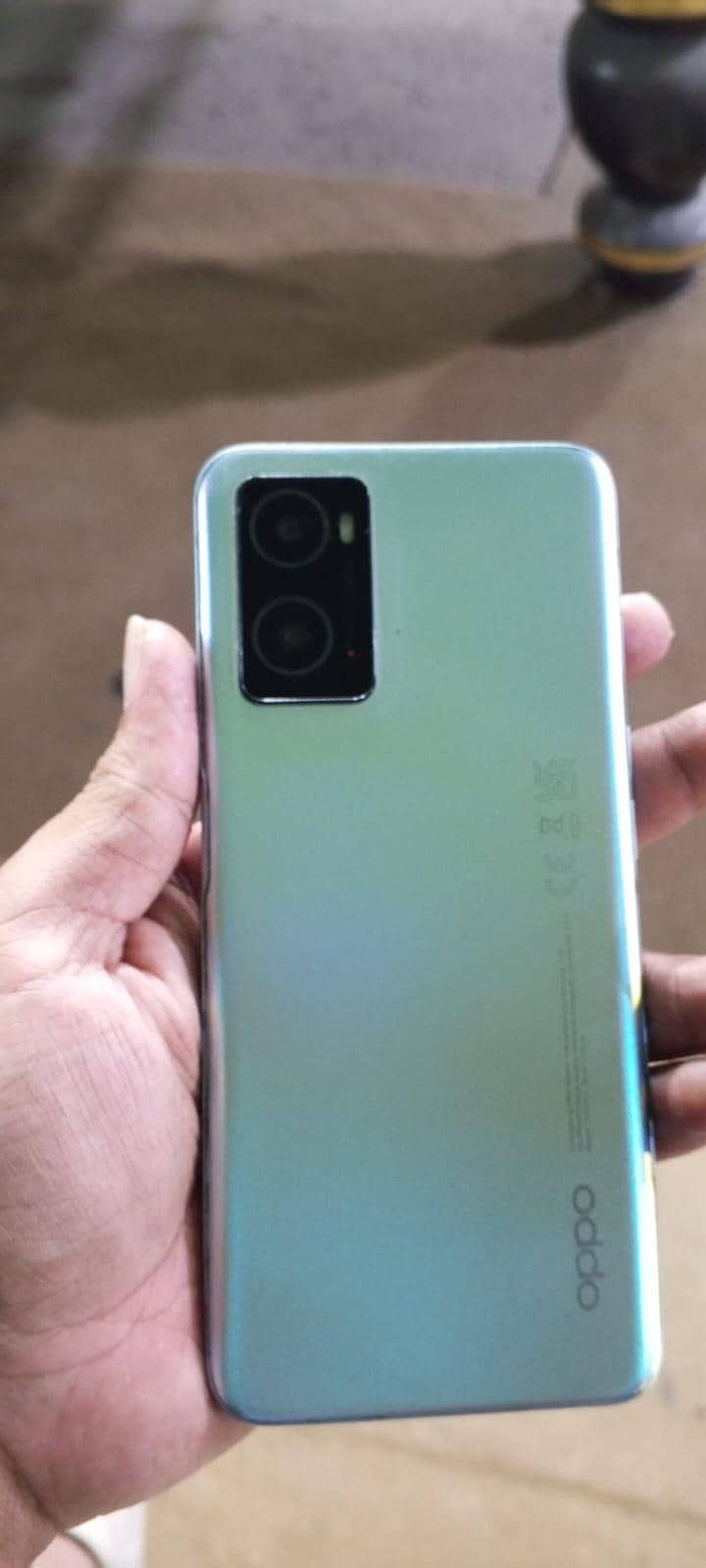 OPPO A76 9