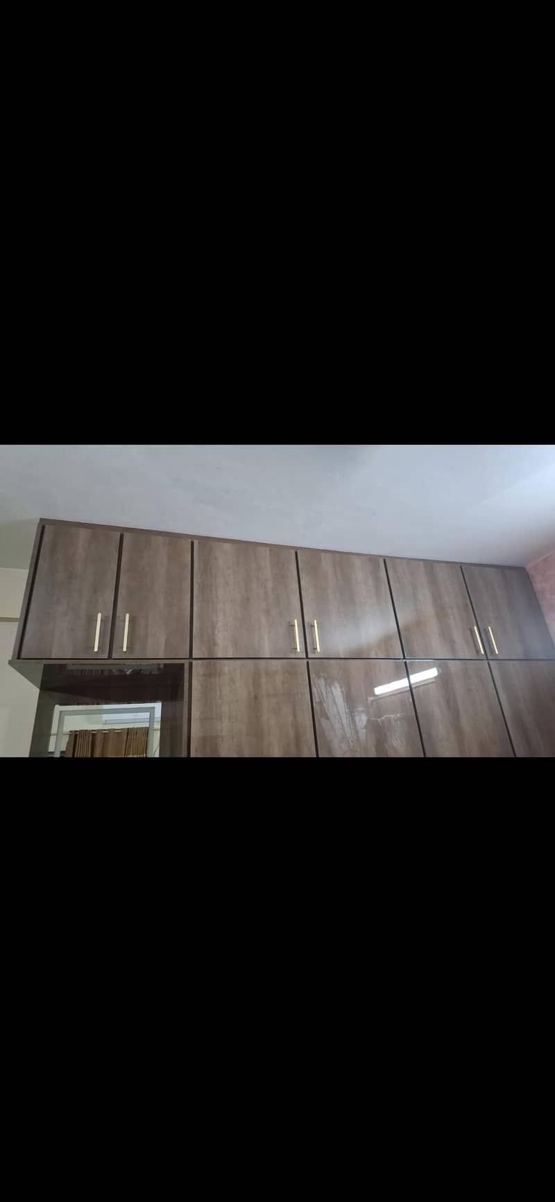 Almari 5
