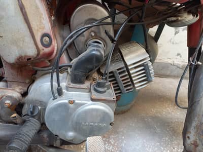 yamaha YB 100