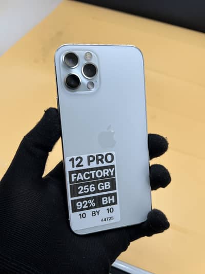 Apple iPhone 12 Pro 256 GB Factory unlock Non PTA 92% Battery