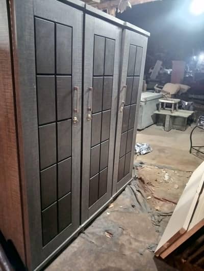 3door Almari for sale double sheet price 24000 03058332398 G. Joher