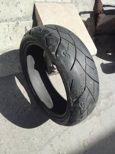 200/55-17 tyre for sale