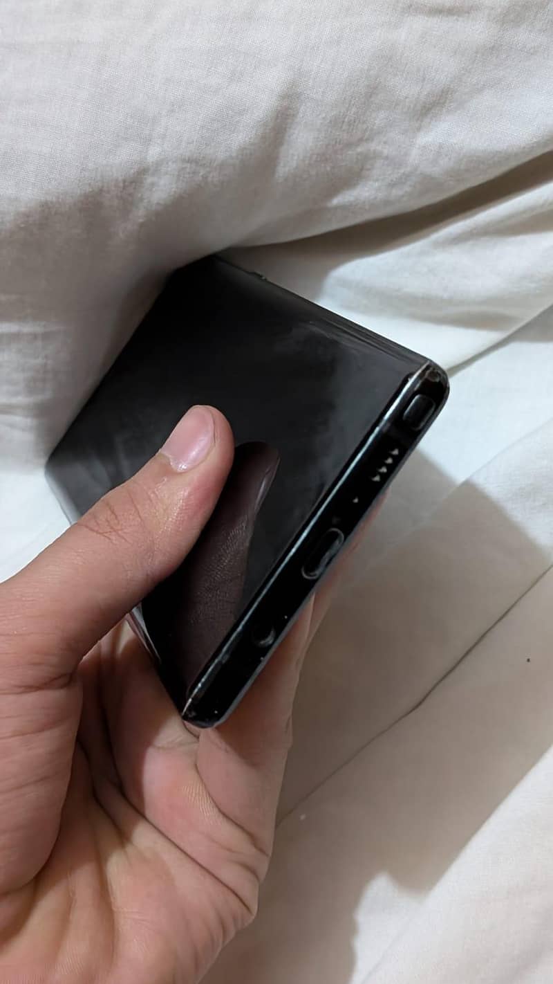 Samsung Mobile Note 9 5