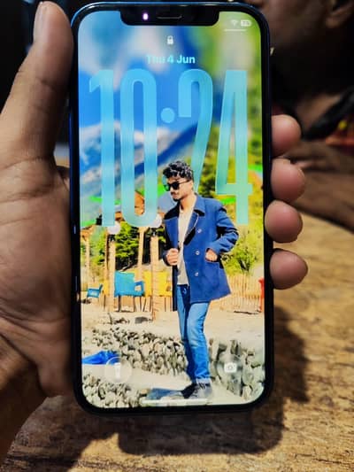I phone 12