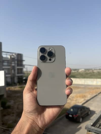 Apple iPhone 15 Pro factory unlocked 256gb