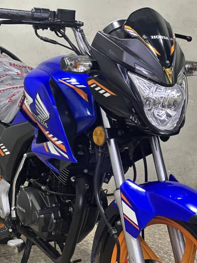 Honda cb150f 2026 model ( low millage )