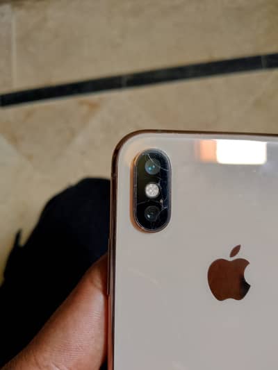 Apple iPhone XS