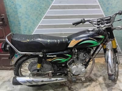 unique125 hyd num gari ok one hand ha urgent sell